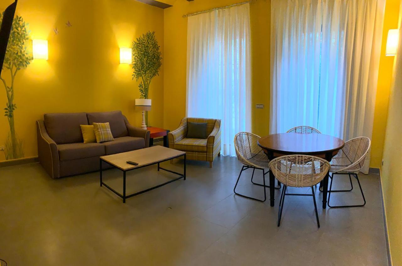 Ritual Sevilla Suites - Malaver 23 (Adults Only) エクステリア 写真